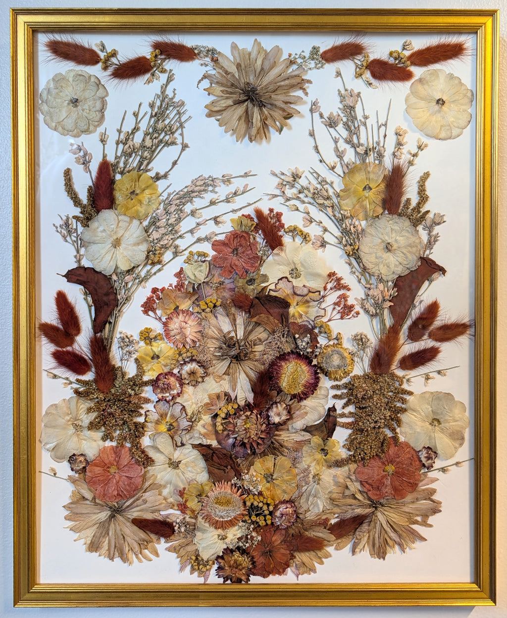 Medium, Gold Frame
*with white backing
"Creative" Design